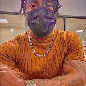 Meet your Posher, Corey